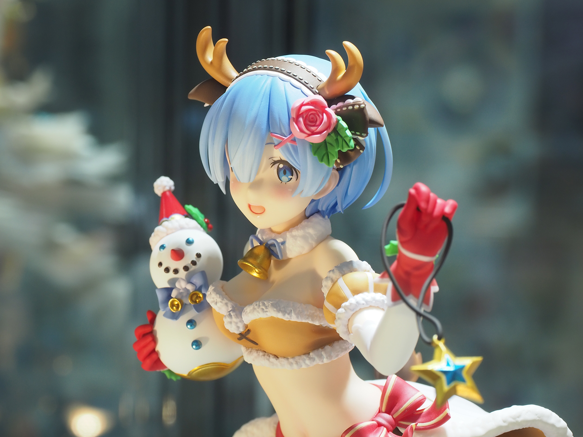 全体的な色彩も柔らかい印象だ