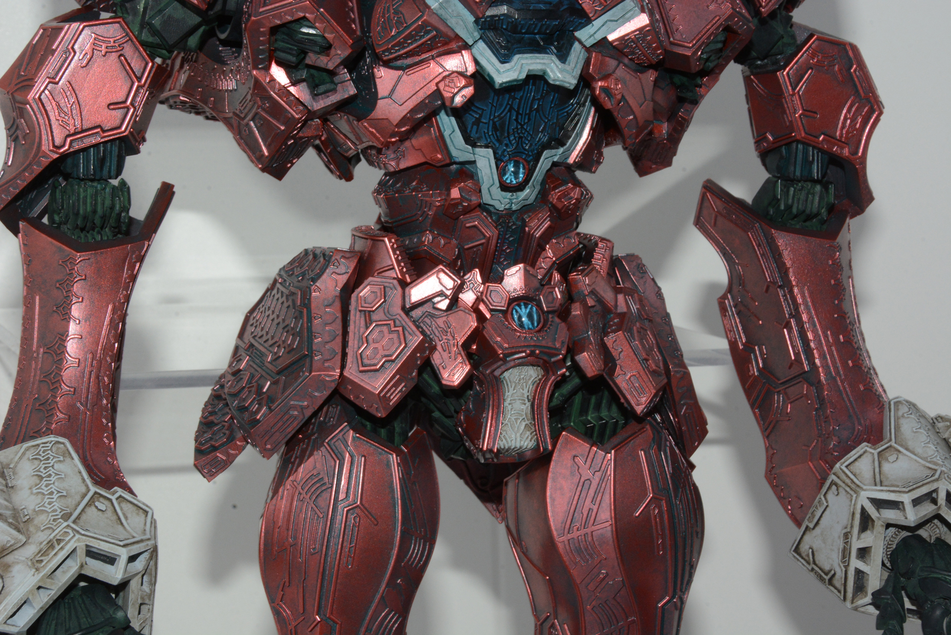 ディテールに注目するほど、その“異形感”が強まり、ワクワクさせられる