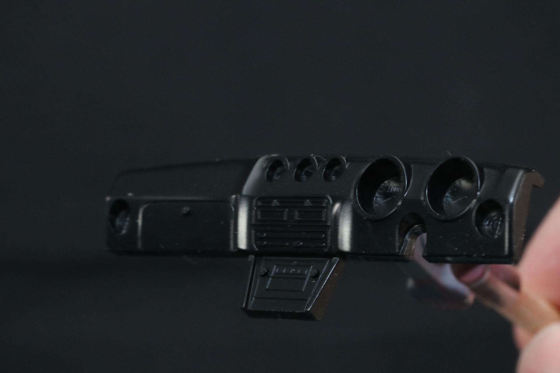 ダッシュボードもこのままでも細やかにモールドが施されている