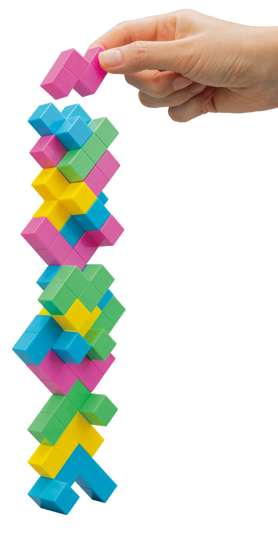 ブロックの角を重ね、タワー状に積み上げていくバランスゲーム（集中力・バランス感覚）