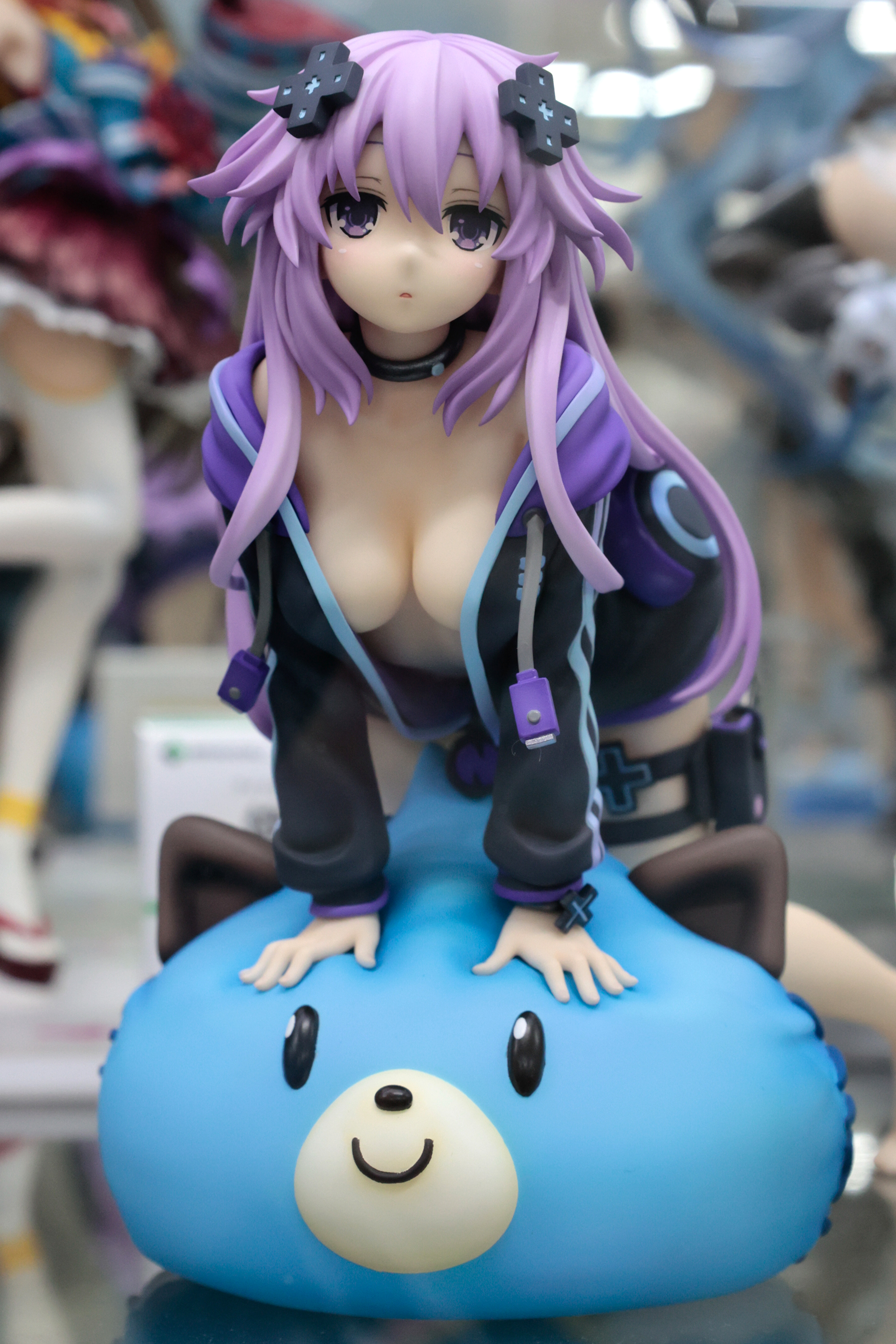 あどけなさが残るかわいい表情のネプテューヌ。今回展示されていたものは、デコレーションマスターだ