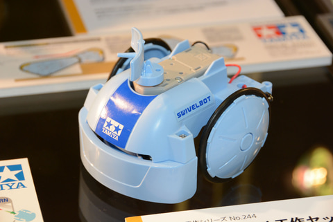 特別企画 Tamiya Showcase 壁にぶつかると向きを変える 複雑そうなシステムを極めてシンプルな仕組みで実現 壁旋回ビークル工作セット Hobby Watch