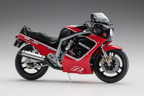 正規品／サンスター GSX-R750 KD47101 スプロケット＆チェーンキット（スチール） SUNSTAR バイク SUZUKI GSX-R750 Custom - Webike Magazine