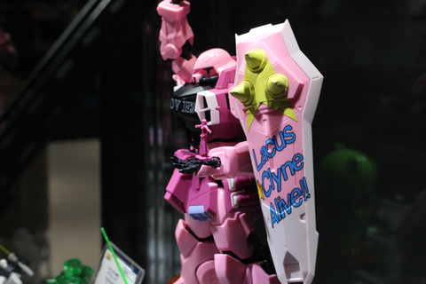 特別企画】【ガンダムベース撮り下ろし】「MG 1/100 ガンダム