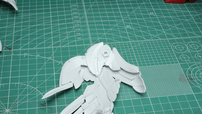 ガンプラでプラモデルらしさを思い出すことになったウイングの組み立て。これは楽しいです！