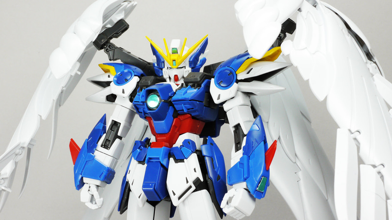 正直、前のマスターグレード版が16年前だったとは思いませんでした。それだけ色褪せていないということでしょう