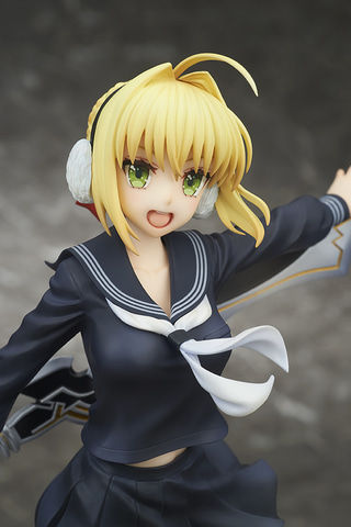 制服姿で元気いっぱいのネロ！ 「Fate/EXTELLA LINK」よりネロ