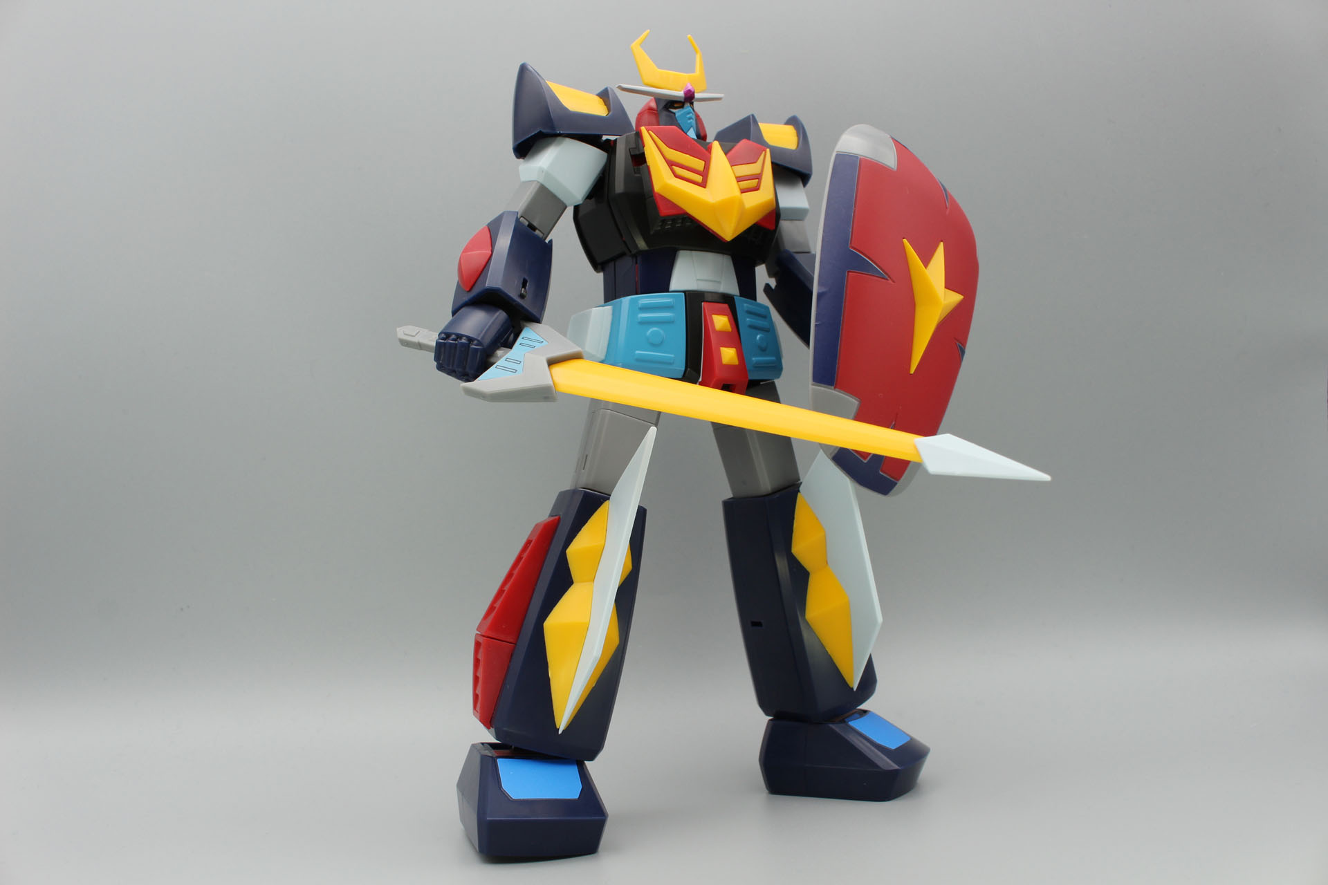 専用の持ち手を使って装備させられる