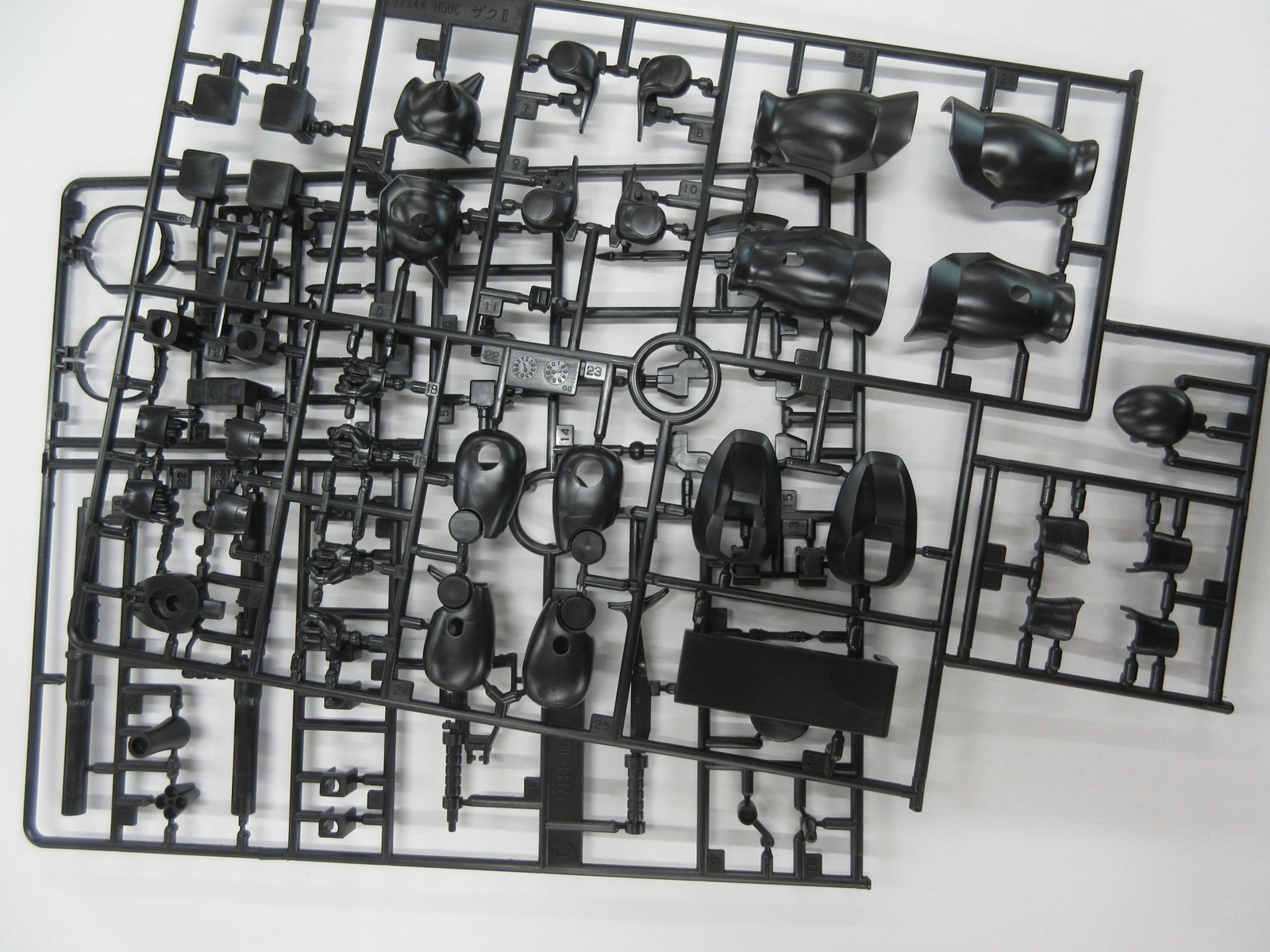 マテリアルリサイクルにより商品化された「エコプラ」