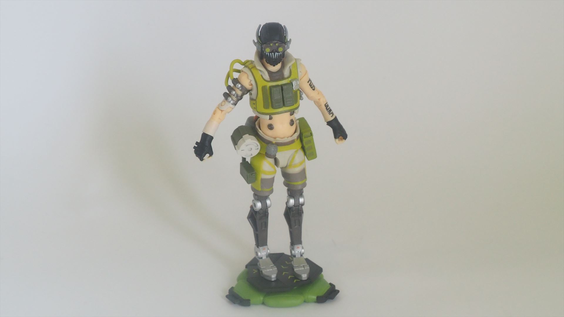 「ジャンプパッド」に載った「オクタン」