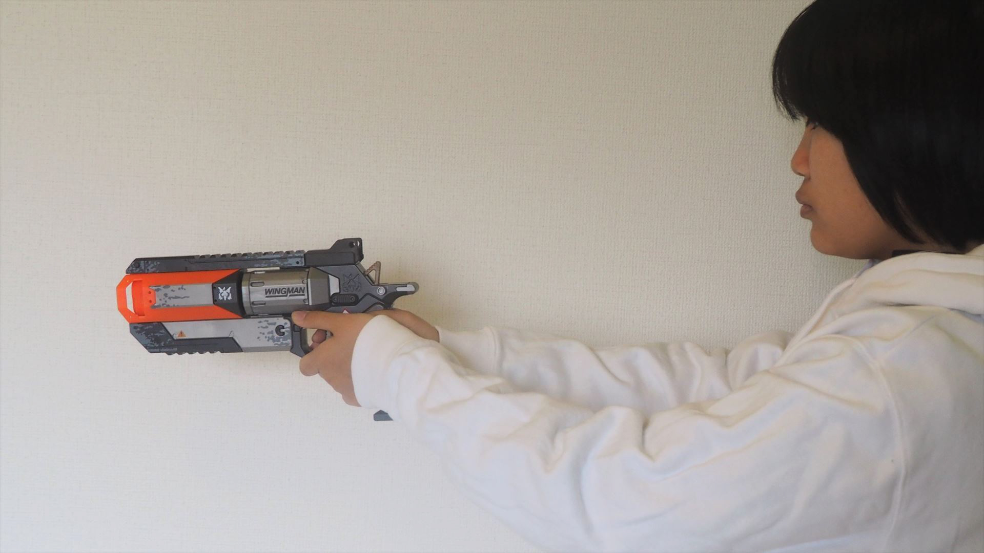 高校2年生の娘に「1/1ウィングマン」を握らせてみた