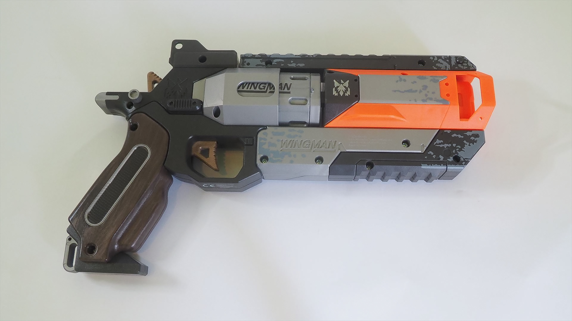 「1/1ウィングマン」の反対側