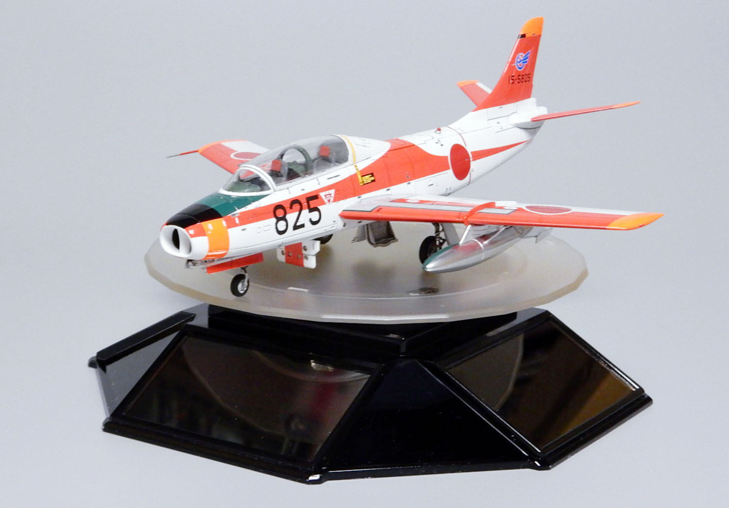 使用例：1/72飛行機モデル