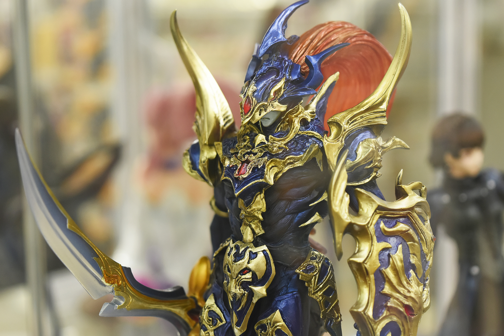 金の装飾はギラギラと派手な感じではなく、品のある美しさなのもポイントだ