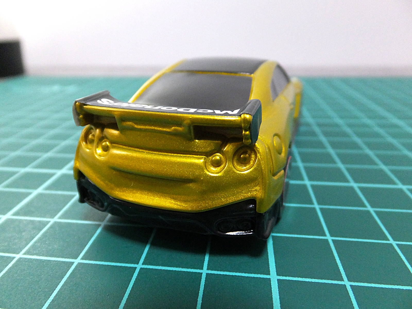 最後のシールはリアの2カ所