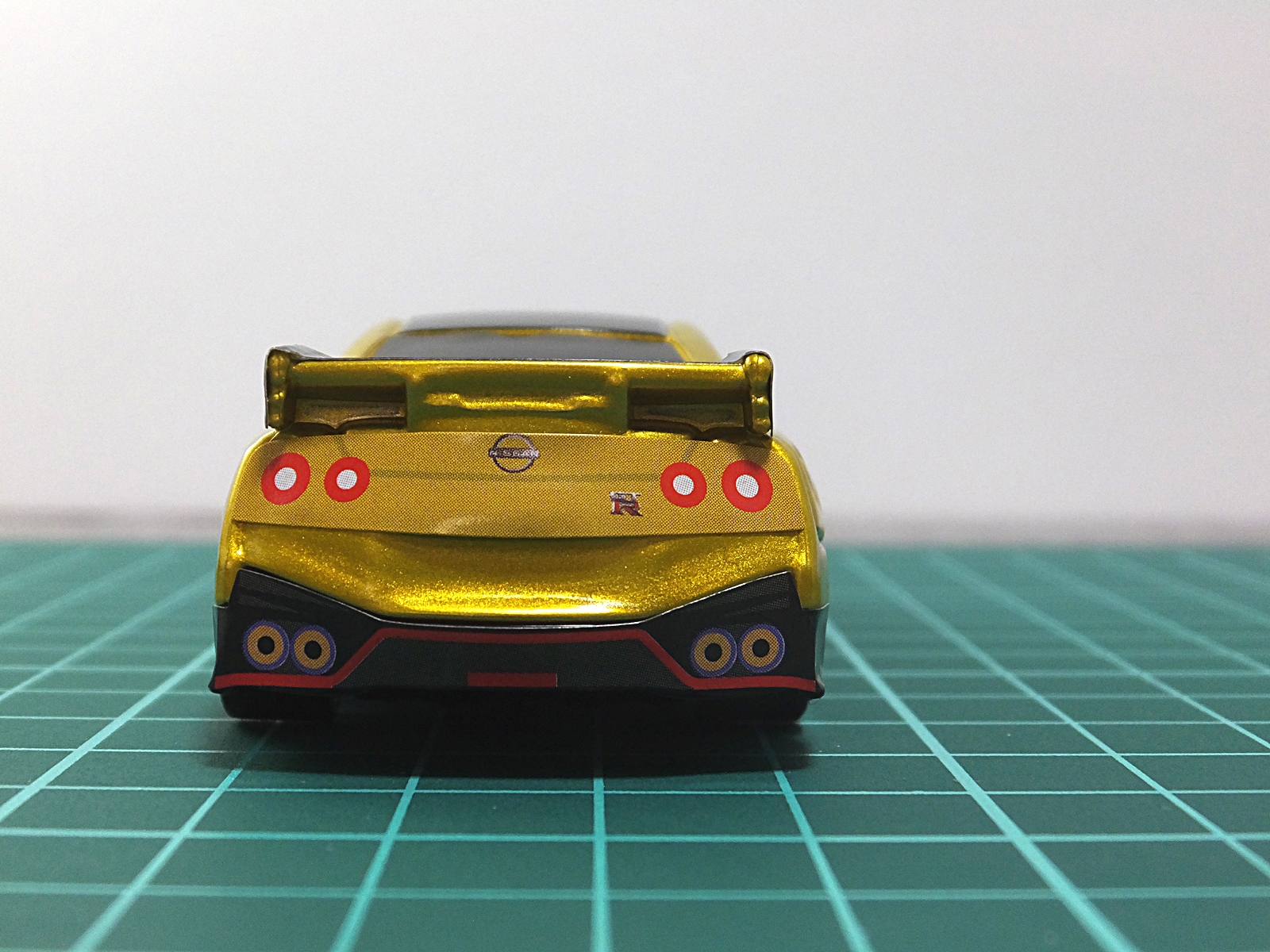 リアスポイラーには「McDonald’s」のロゴ