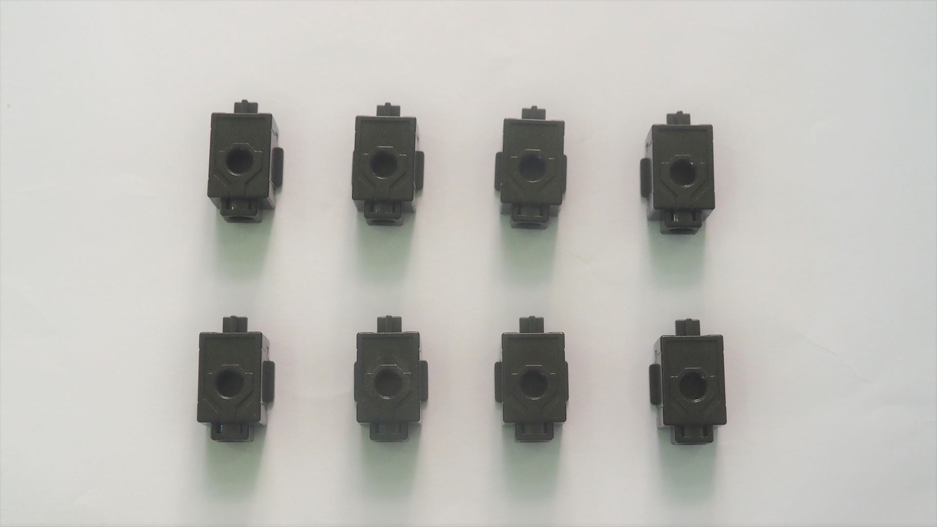 ゴールとして使えるブロックゴールが8個付属している