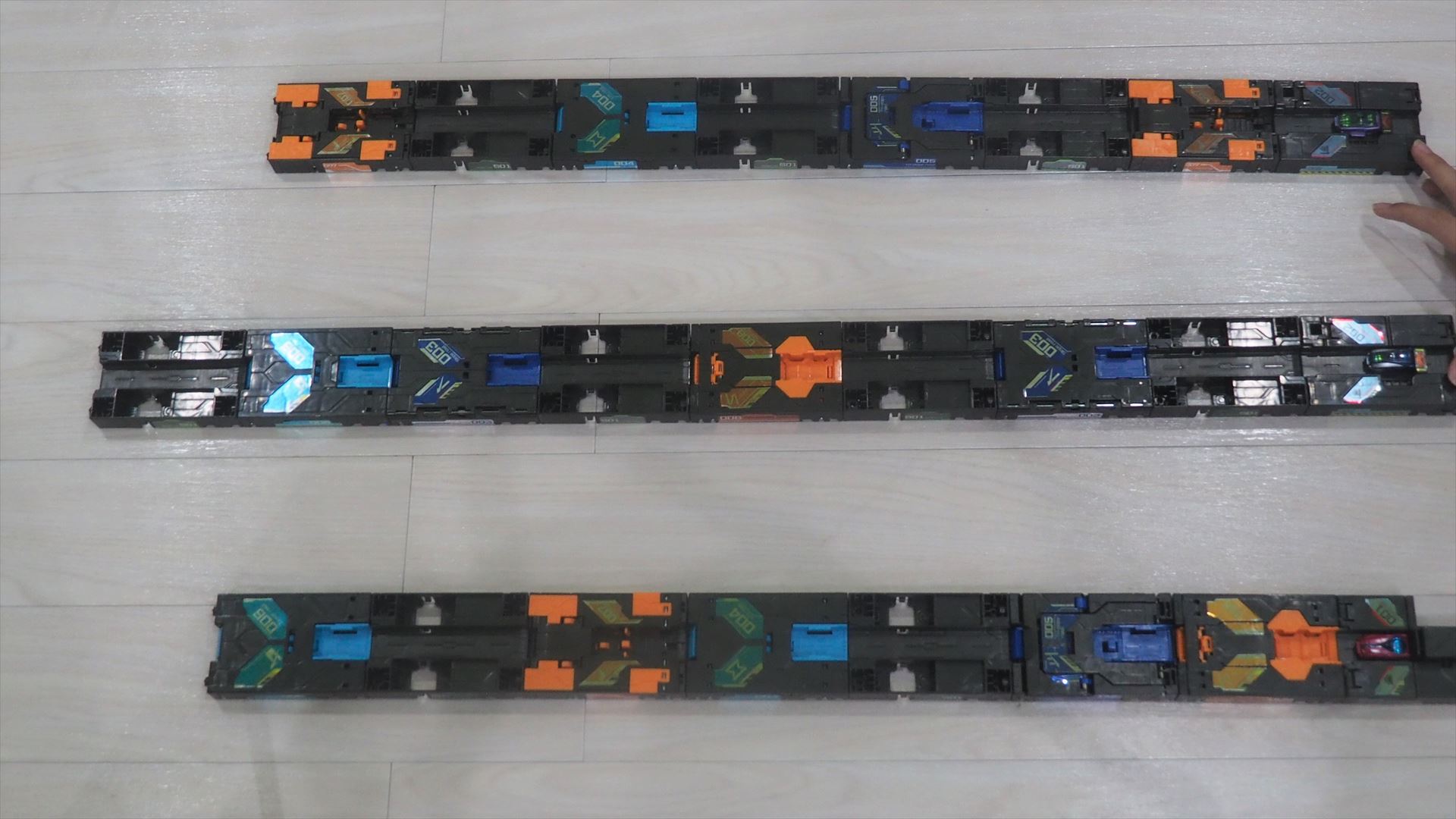 3レーンのコースを作成