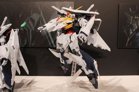 特別企画】【ガンダムベース撮り下ろし】「HGUC 1/144 Ξガンダム