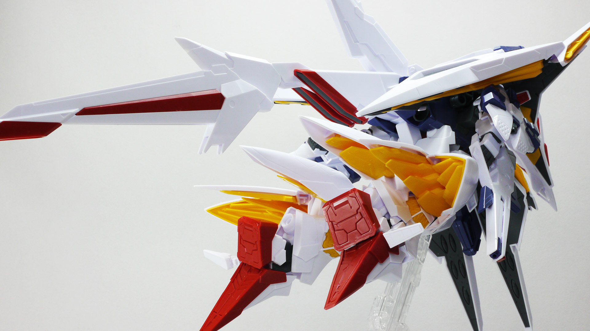 ペーネロペーはオデュッセウスガンダムとフィックスドフライトユニットがドッキングした形態の名称。劇中でコンビネーションが観られるか、とても楽しみです