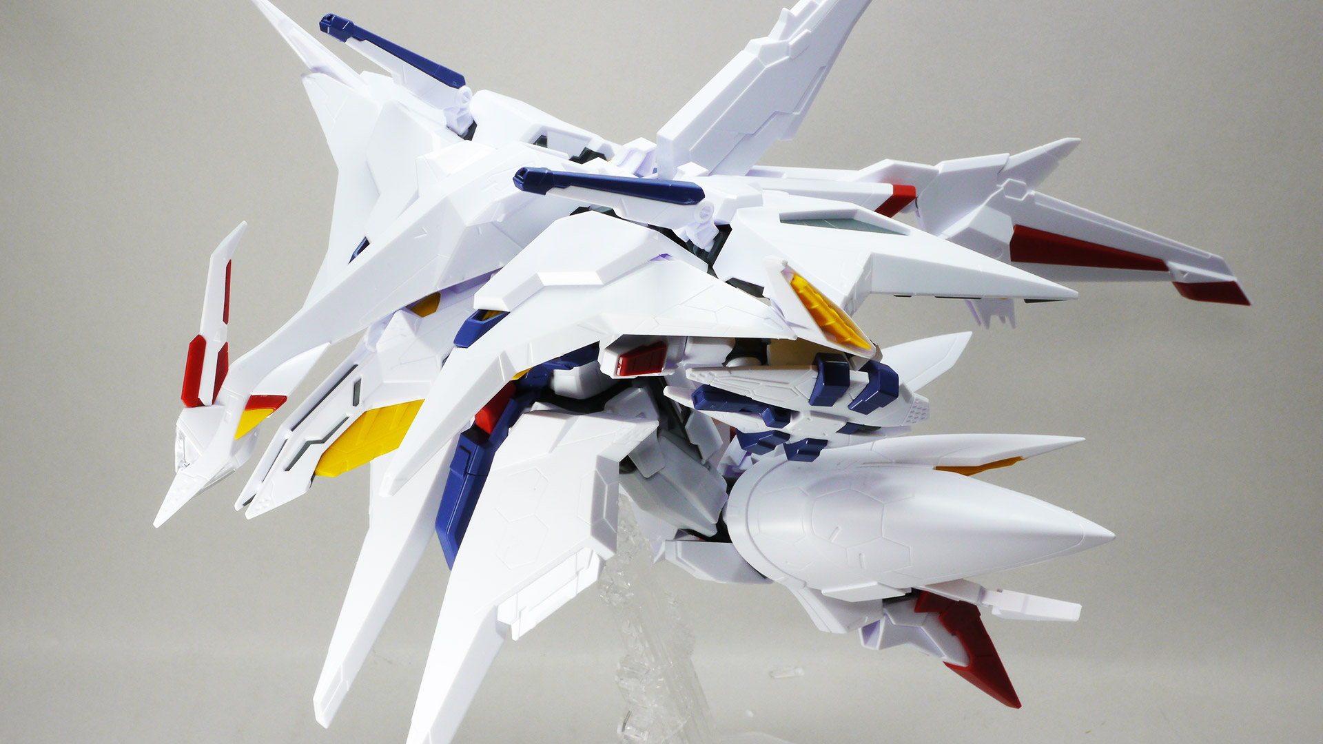 ペーネロペーはオデュッセウスガンダムとフィックスドフライトユニットがドッキングした形態の名称。劇中でコンビネーションが観られるか、とても楽しみです