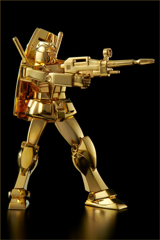 純金ガンダム 機動戦士ガンダム」RX78-2ガンダム＆シャア専用ザクIIが純金像に