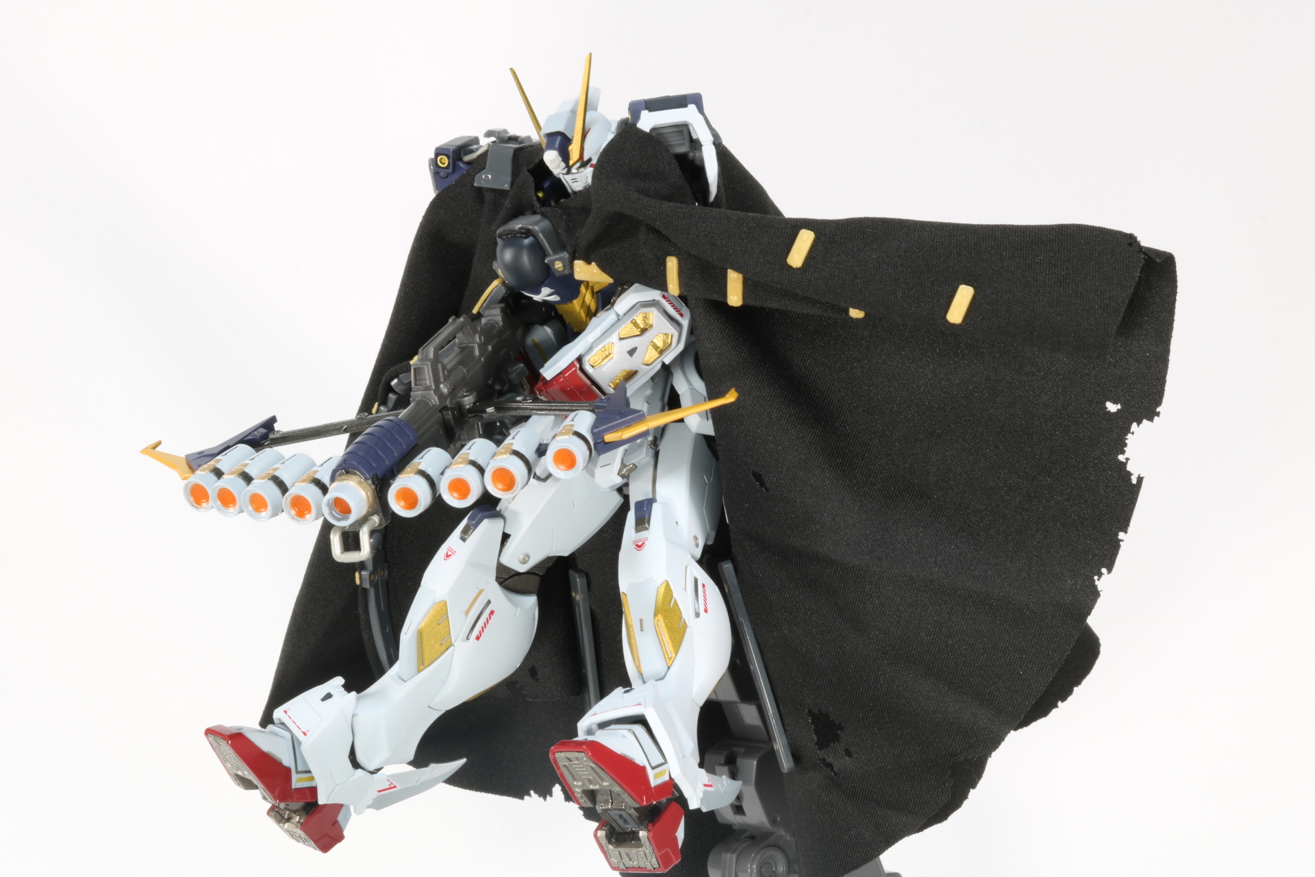 「機動戦士クロスボーン・ガンダム スカルハート」に収録されたエピソード「最終兵士」時の装備を再現