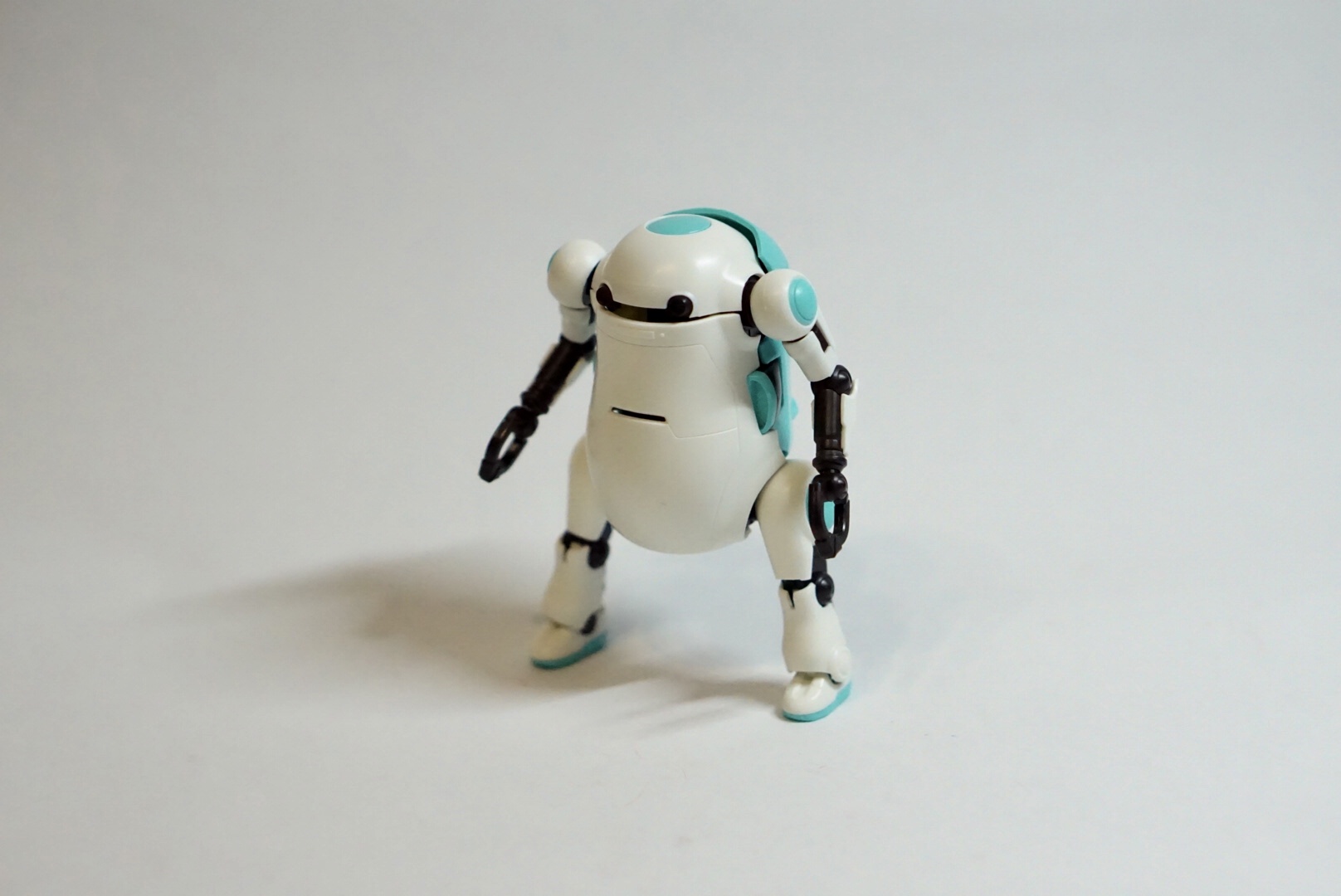 今回使用するのはハセガワから発売中のプラモデル「メカトロウィーゴ No.02 “ミルク＆カカオ”」（税込2,420円）