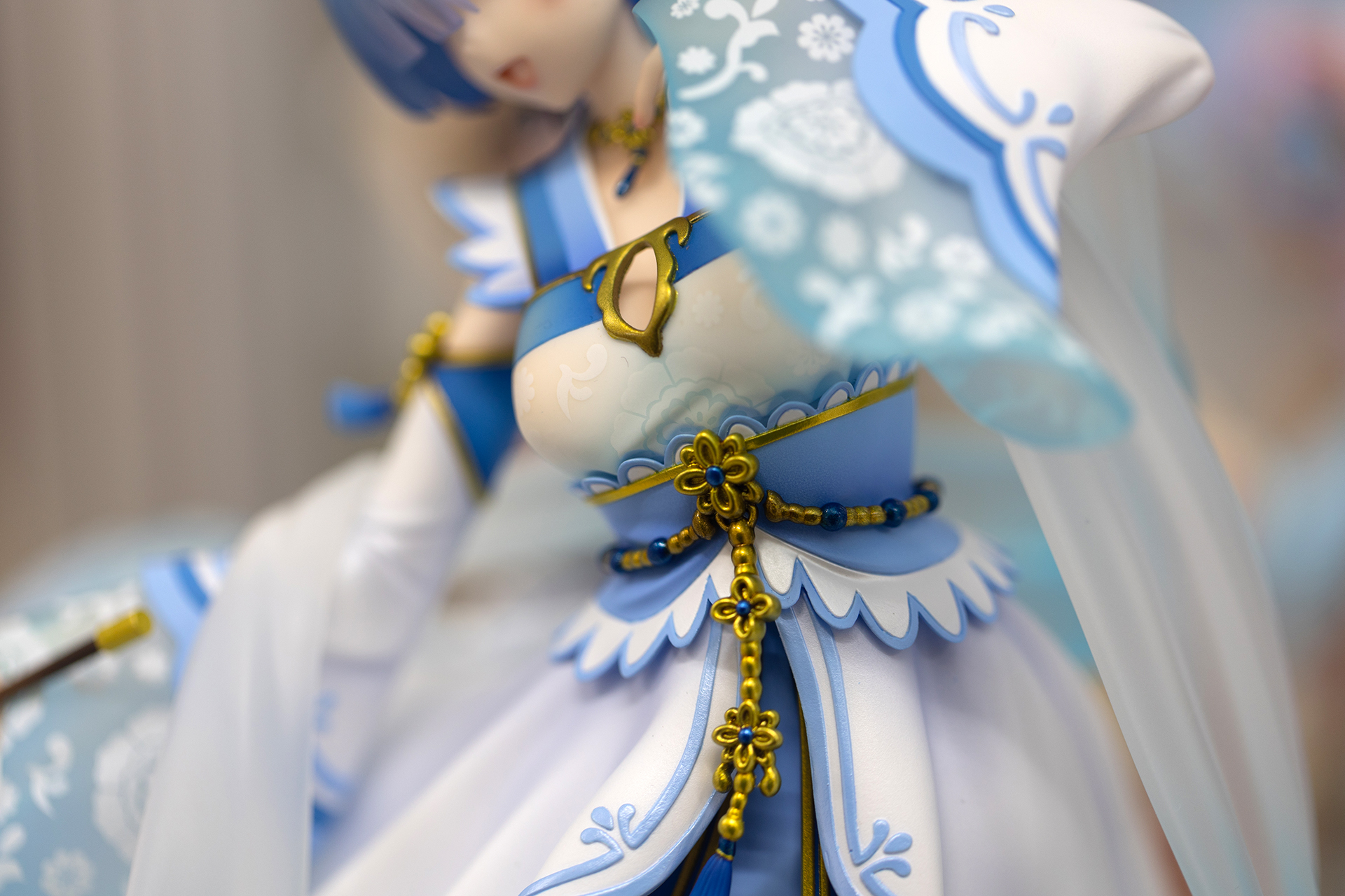 ひとつひとつの装飾品も、ここまでデティール感がある。素材の違いもよく出ている