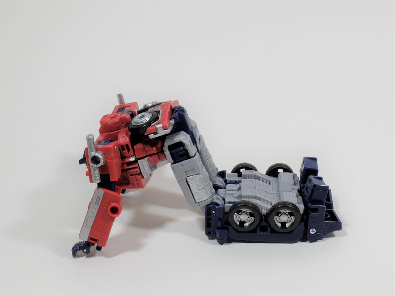 「も、もうダメだ……原稿遅れてすいません」