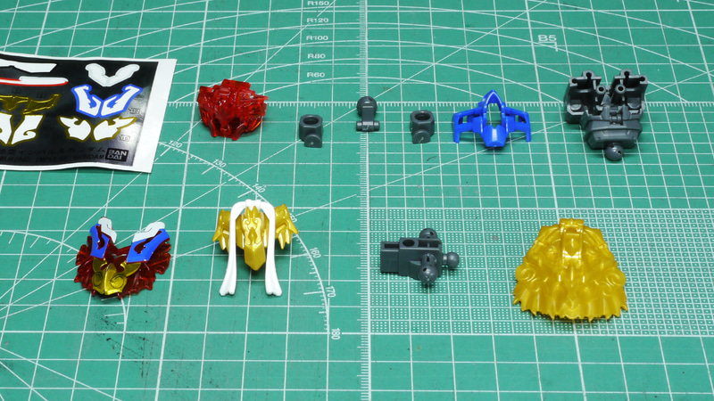 このキットのシリーズにおいてシール貼り付けはちょっと大変な印象です。キットの設計はタッチゲートでざっと作ろう！なのにシールでストレスを感じるのは今後の改良ポイントですね