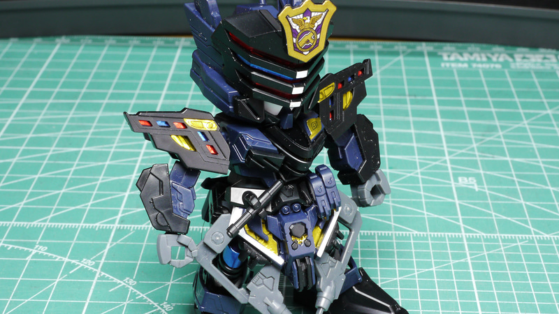 モールドから見える差し色がやっぱりカッコイイです