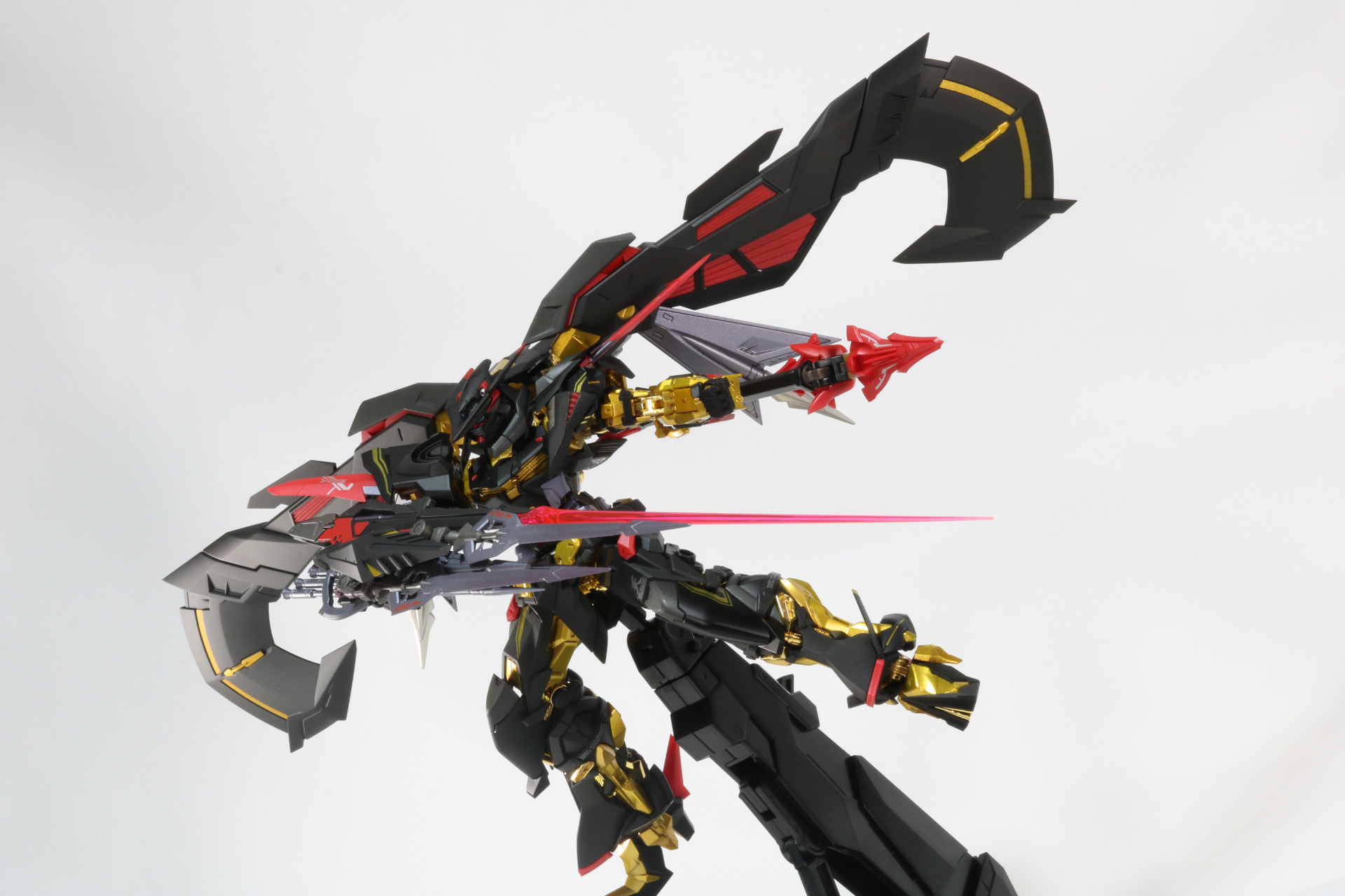 サーベルエフェクトで近接戦闘イメージもできる