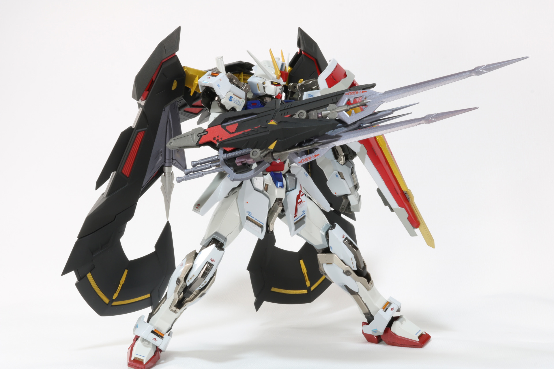 専用ジョイントパーツで「トリケロス」を装備することが可能