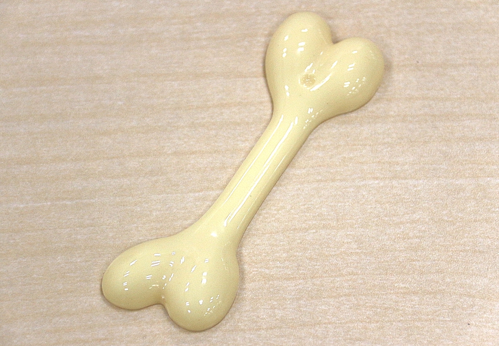 ほねはツルツル・ピカピカなものとなっている