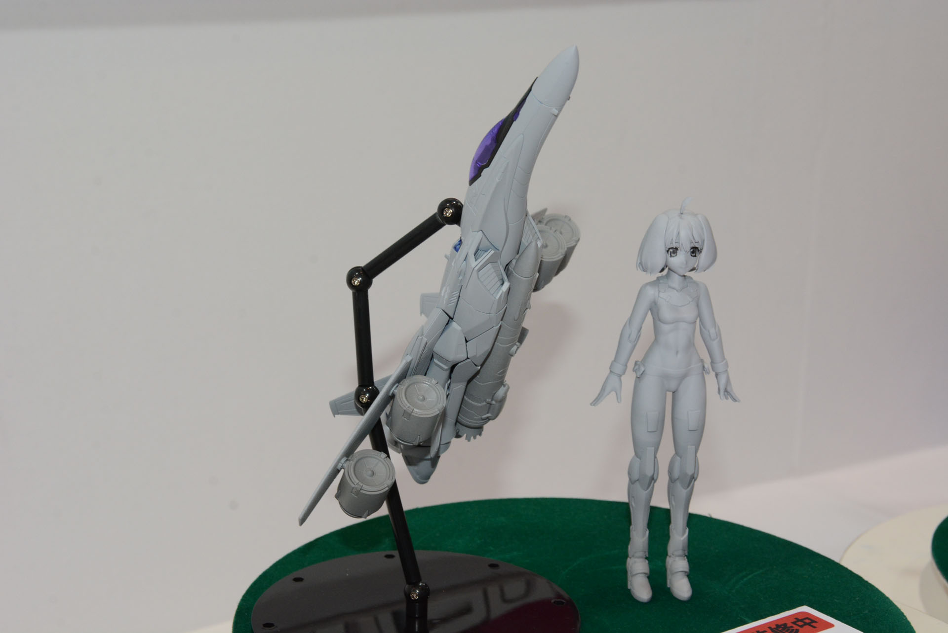 カラーリングやギミックは今後明らかに