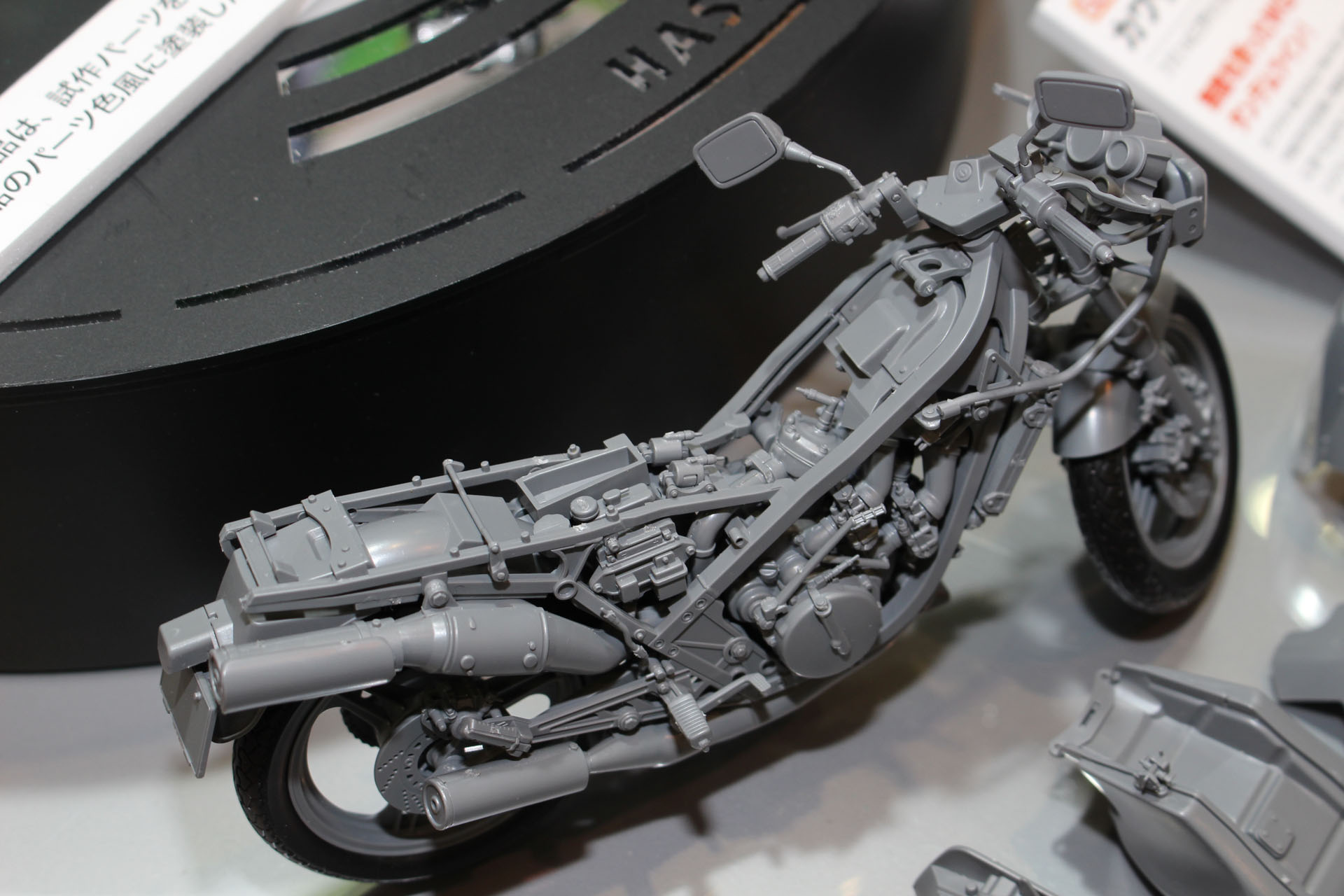 グレー成型の試作品。かなり細かいところまで造形されていることがわかる