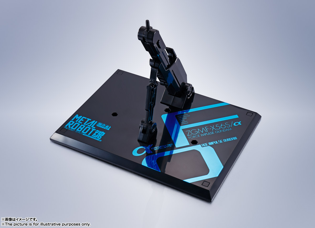 レーザー対艦刀は魂ウェブ商店にて受注中の「METAL ROBOT魂＜SIDE MS＞フリーダムガンダム」（別売り）と組み合わせ撃墜シーンを再現可能