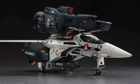 プラモデル完成機　1/48　VF-1S/A(バルキリースカル小隊) 再生産】1/48 VF-1S/Aバルキリー スカル小隊【65792