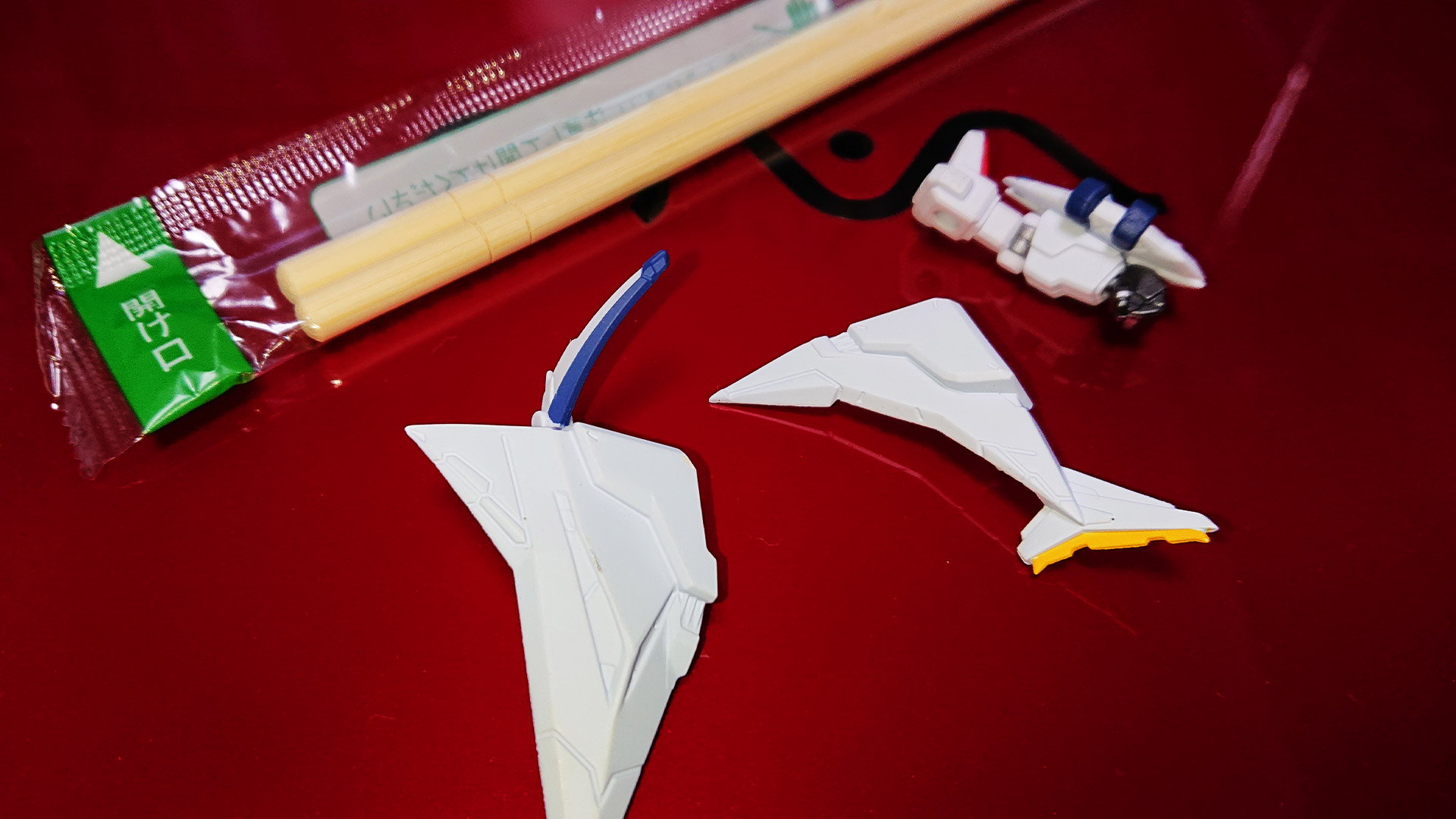 ビームキャノンは細いので熱が入りやすいですね。この後流水でシメてコシを出します。※直火にかけてはいけません