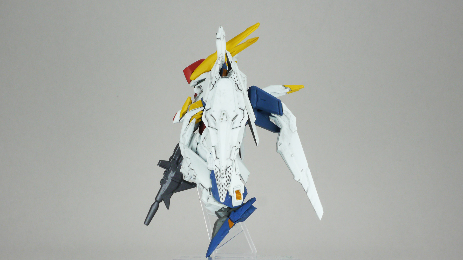 スミ入れにより情報量が増したたことが一目で分かります。ちょっと離れて見るほうが印象はいいように思います