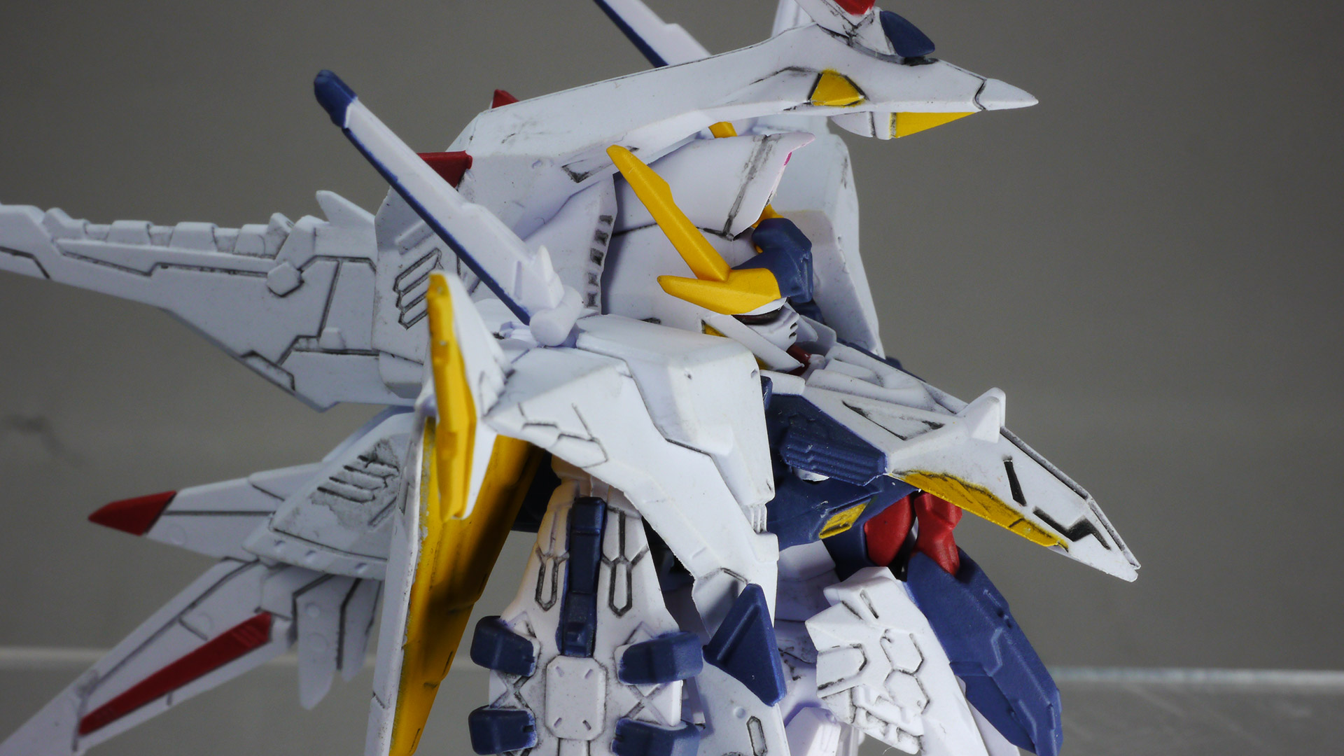 ペーネロペーは構成要素が多いのでスミ入れが映える感じですね