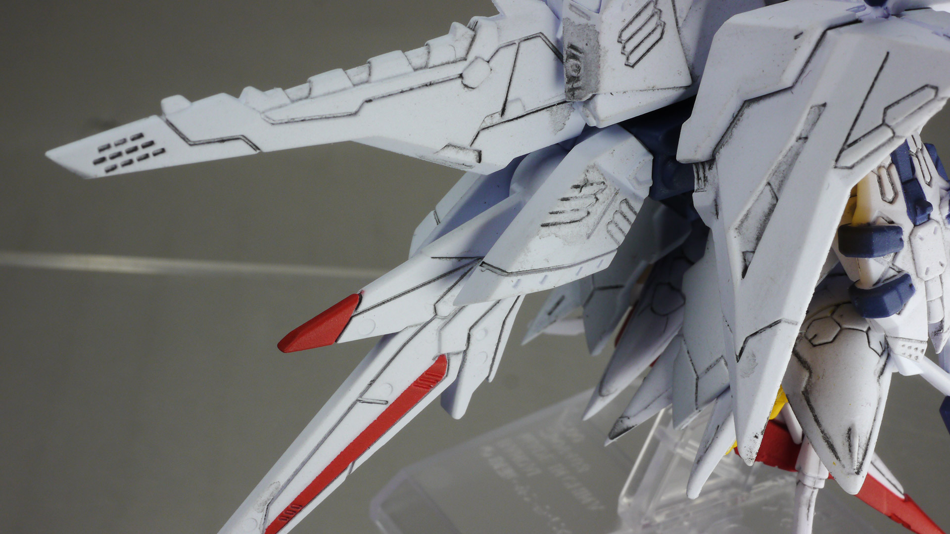 ペーネロペーは構成要素が多いのでスミ入れが映える感じですね