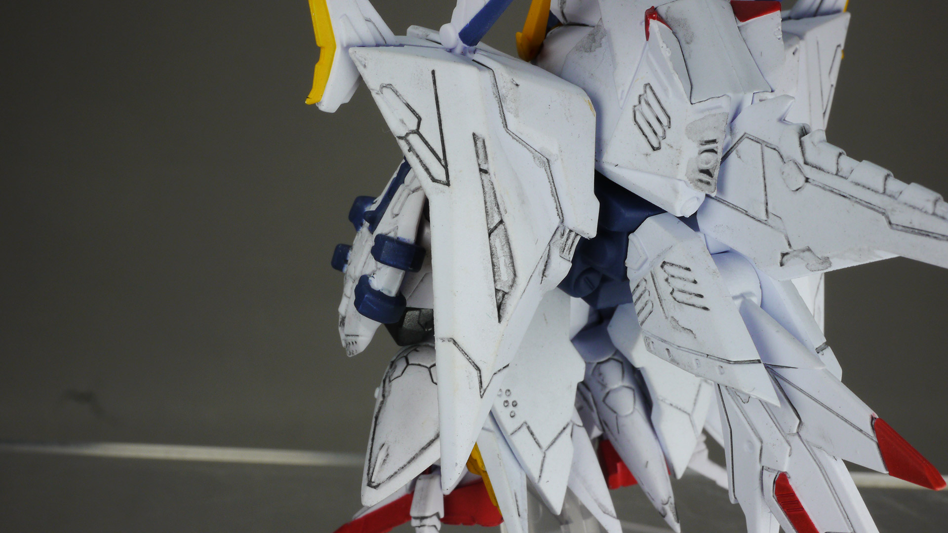 ペーネロペーは構成要素が多いのでスミ入れが映える感じですね