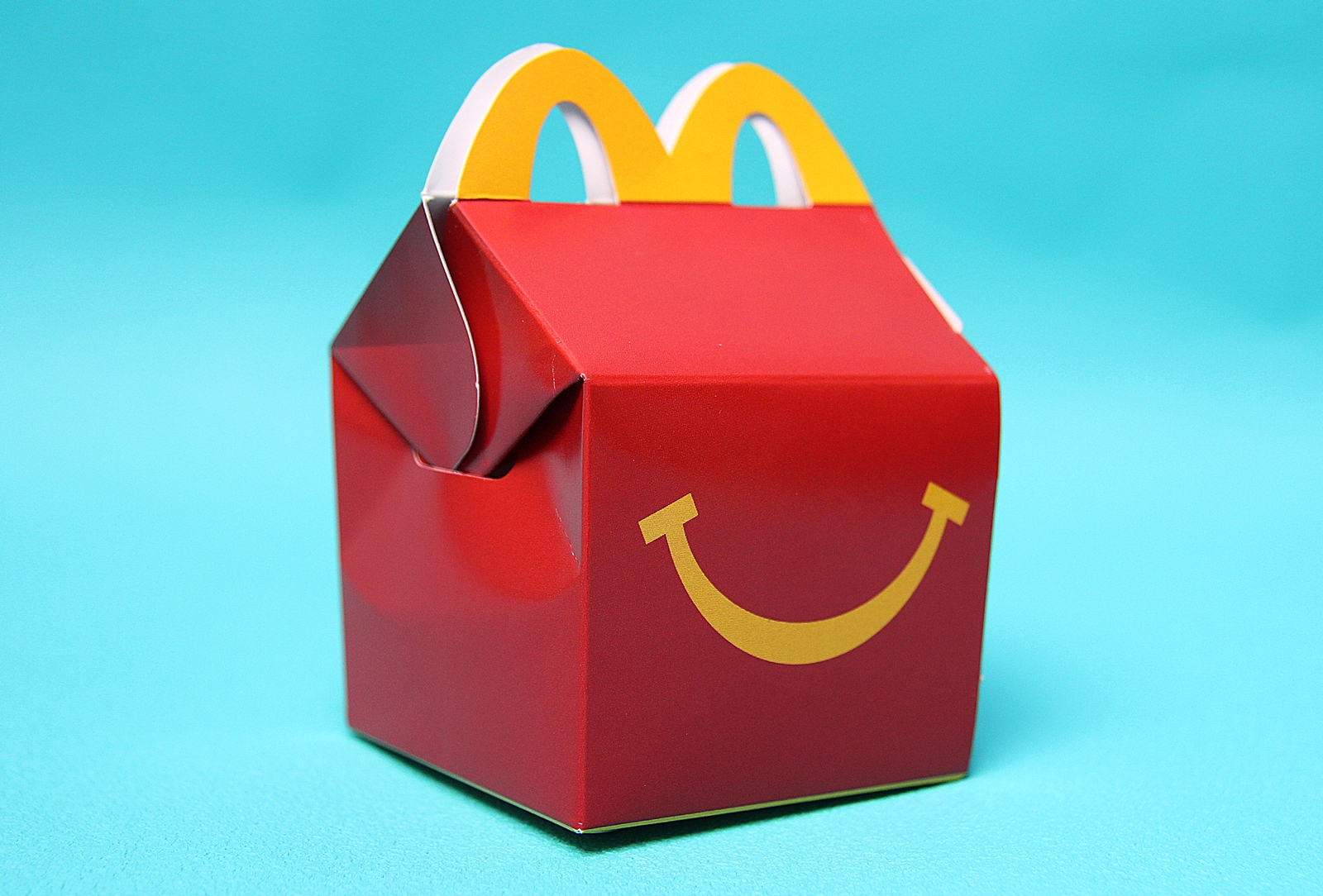 「ハンバーガーのハッピーセット」は完成となる