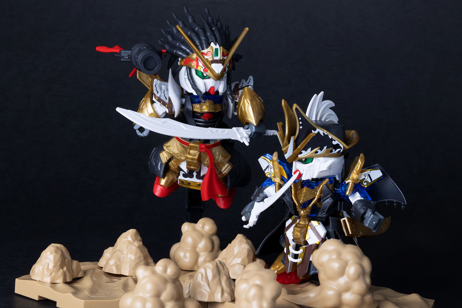 このように、プラモデルを作った後はいろいろ工夫しながら飾ると、また新たな楽しみが発見できるかも!?