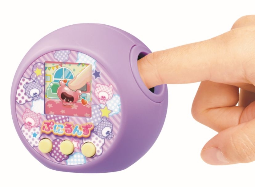 ゆびを使って“ぷにぷに”ボタンを操作