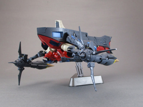 戦艦形態からガンメン形態への変形が可能 大完全変形 超銀河グレンラガン が22年2月に発売予定 Hobby Watch