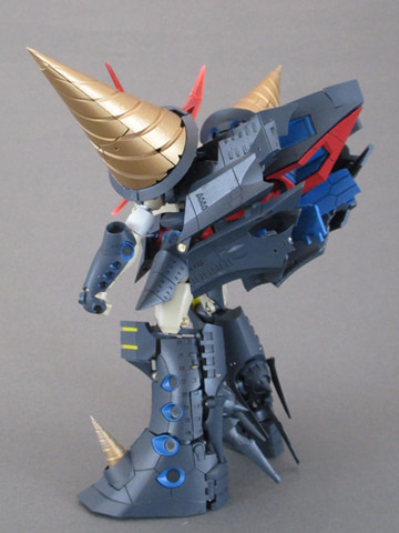 戦艦形態からガンメン形態への変形が可能 大完全変形 超銀河グレンラガン が22年2月に発売予定 Hobby Watch