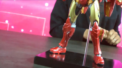 清水栄一デザインのスーツでヒーローが戦うマーベル新作「TECH-ON